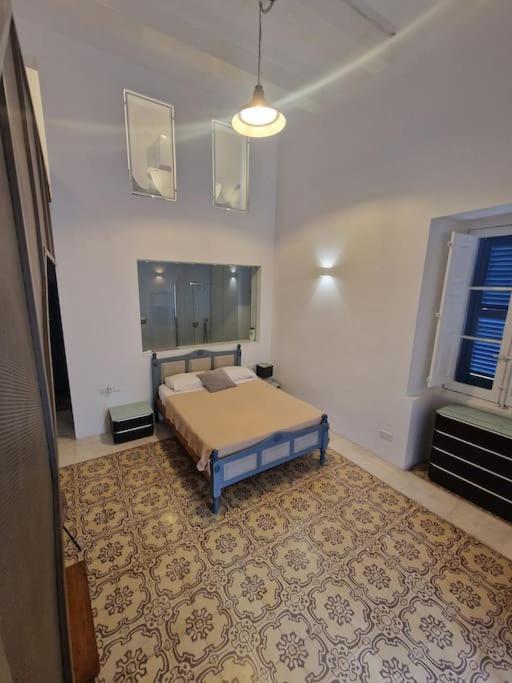 No 60, 2Nd Floor, Centrally Located, Fully Equipped Studio Apt Флориана Экстерьер фото